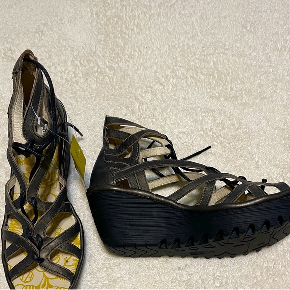 shoes like fly london